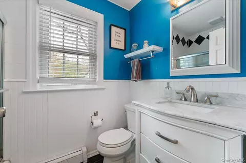 Bath - 2069 Windsor Rd, Baldwin, NY 11510 photo 3 of 3