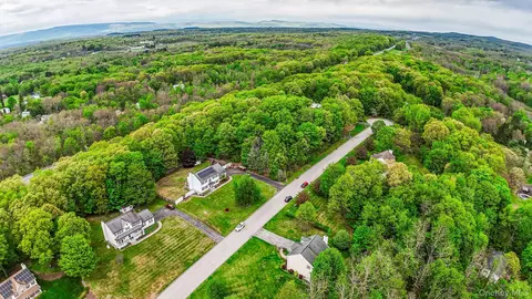 View/Area - 10 Marino Dr, Wallkill, NY 12589 photo 4 of 6