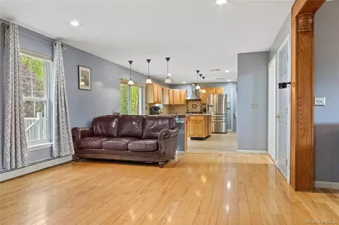 Living - 10 Marino Dr, Wallkill, NY 12589 photo 2 of 2