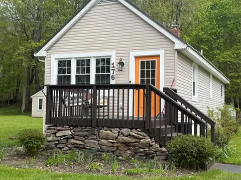 176 Mountaindale Main St, Mountain Dale, NY 12763