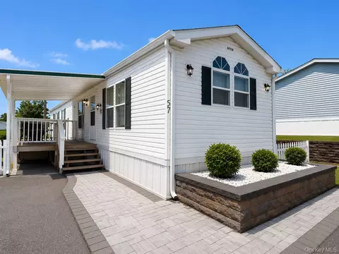 57 W Mountain Vw, Stony Point, NY 10980