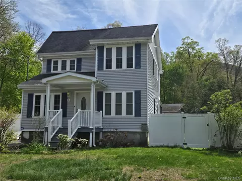 6 May Pl, Beacon, NY 12508