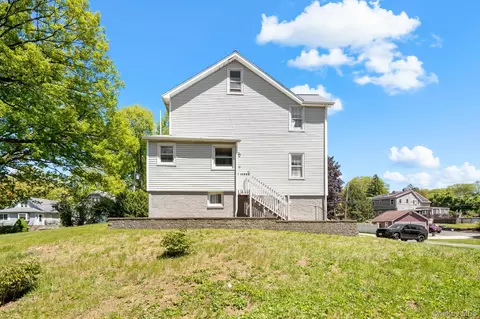 Exterior - 184 3rd St, Cortlandt, NY 10511 photo 2 of 6