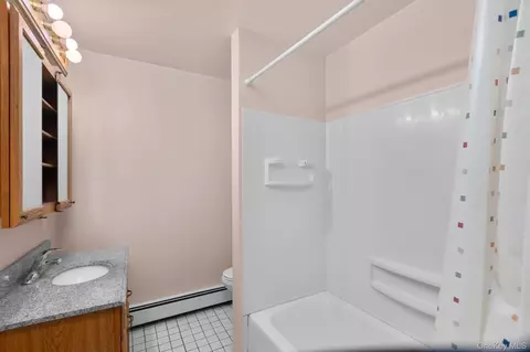 Bath - 184 3rd St, Cortlandt, NY 10511 photo 3 of 4