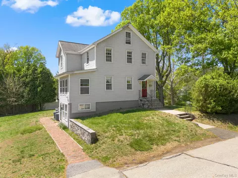 Exterior - 184 3rd St, Cortlandt, NY 10511 photo 5 of 6