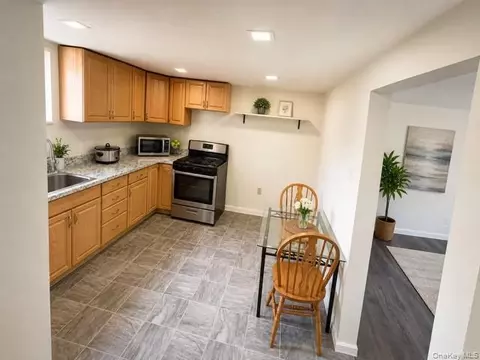 Kitchen - 184 3rd St, Cortlandt, NY 10511 photo 4 of 4