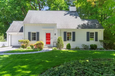 27 Valentine Rd, Mount Pleasant, NY 10510