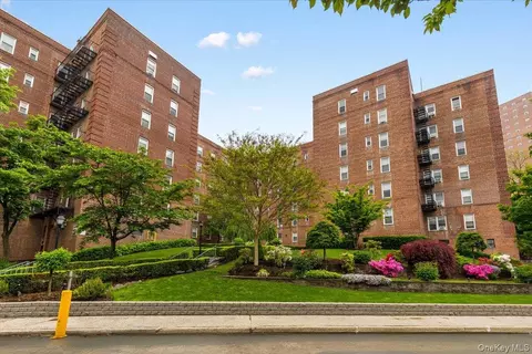 5645 Netherland Ave #5C, New York, NY 10471