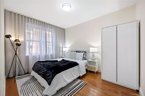 Bedroom - 141-15 Cherry Ave #6E, New York, NY 11355 photo 5 of 6