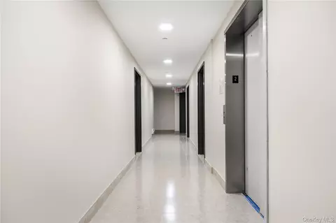 Entry Way - 141-15 Cherry Ave #6E, New York, NY 11355 photo 1 of 2