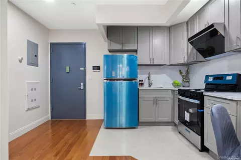 Kitchen - 141-15 Cherry Ave #6E, New York, NY 11355 photo 4 of 4