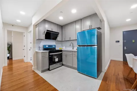 Kitchen - 141-15 Cherry Ave #6E, New York, NY 11355 photo 1 of 4
