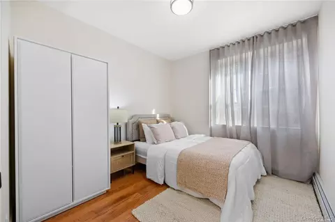 Bedroom - 141-15 Cherry Ave #6E, New York, NY 11355 photo 1 of 6
