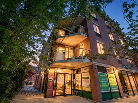3710 149th Pl #2B, Flushing, NY 11354