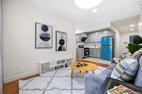 Living - 141-15 Cherry Ave #5E, New York, NY 11355 photo 4 of 5