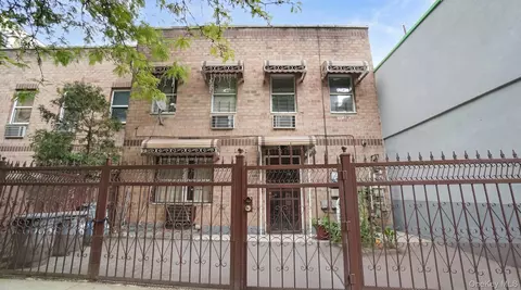 1062 Woodycrest Ave, New York, NY 10452