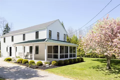 1270 Skunk Ln, Cutchogue, NY 11935