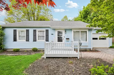 39 Cooper Dr, Monroe, NY 10950