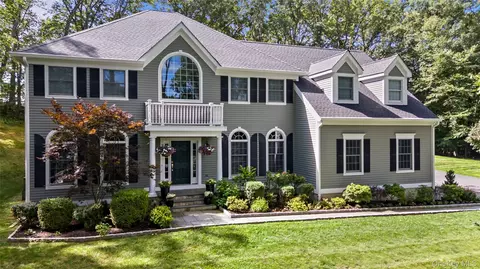 12 Gideon Reynolds Rd, Lewisboro, NY 10518