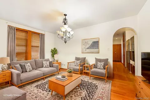 421 Crown St #16R, Brooklyn, NY 11225