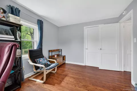 Bedroom - 2596 Us Highway 9w, Cornwall, NY 12518 photo 3 of 3