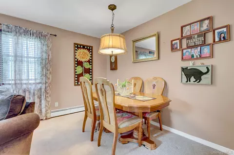 Dining - 21 Toehee Pl #2B, Islip, NY 11751 photo 1 of 2