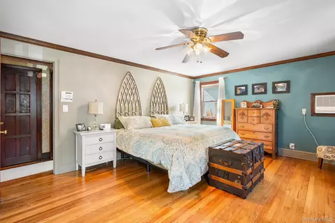 Bedroom - 139 Stevens Ave, Hempstead, NY 11550 photo 1 of 5
