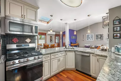 Kitchen - 139 Stevens Ave, Hempstead, NY 11550 photo 1 of 4