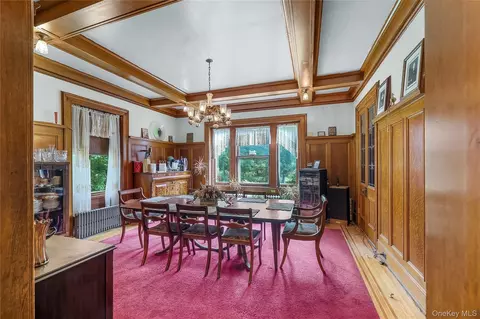 Dining - 104 Hooker Ave, Poughkeepsie, NY 12601 photo 1 of 1