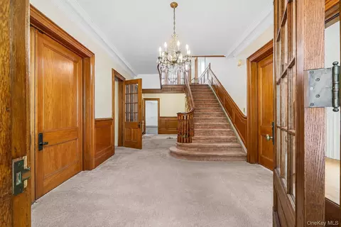 Entry Way - 104 Hooker Ave, Poughkeepsie, NY 12601 photo 1 of 6