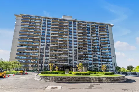17-85 215 St #1L, New York, NY 11360