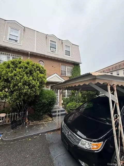 2355 Tiebout Ave, New York, NY 10458
