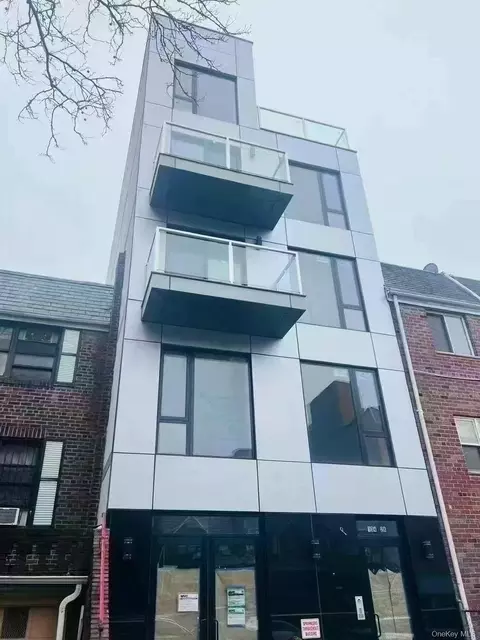 134-28 Blossom Ave #3B, Flushing, NY 11355