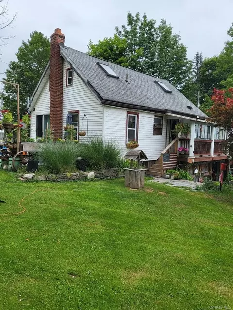 174 Rock Ridge Ave, Thompson, NY 12701