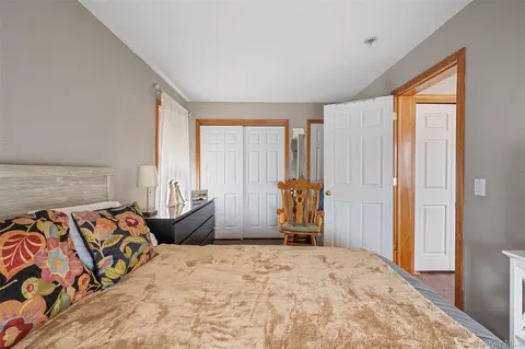 Bedroom - 21 Audrey Ave, Plainview, NY 11803 photo 12 of 12