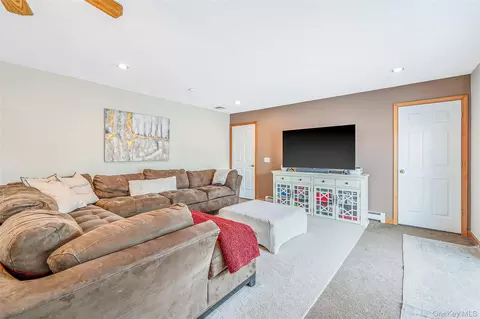 Other - 21 Audrey Ave, Plainview, NY 11803 photo 1 of 11