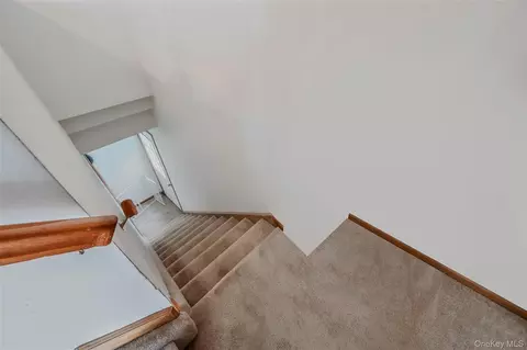 Entry Way - 21 Audrey Ave, Plainview, NY 11803 photo 1 of 1