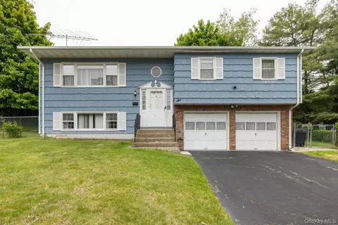 6 Wexler Ct, Garnerville, NY 10923