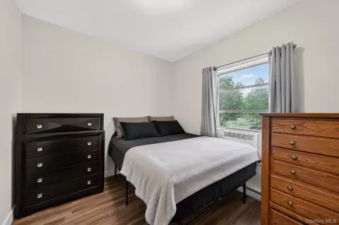 Bedroom - 24 Avenue L, Deerpark, NY 12729 photo 2 of 2