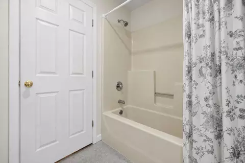 Bath - 24 Avenue L, Deerpark, NY 12729 photo 1 of 2
