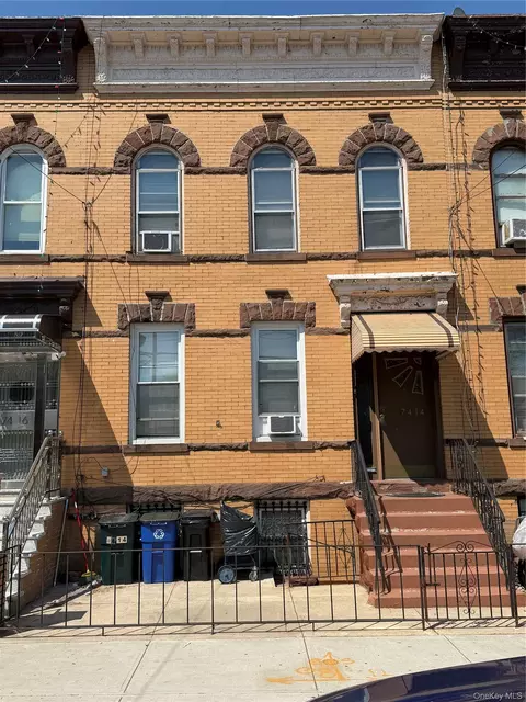 74-14 65th St, New York, NY 11385