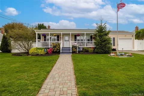851 Elmwood Rd, West Babylon, NY 11704
