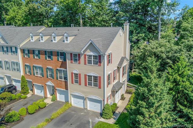 91 Meadow Ln #NANUET, Clarkstown, NY 10954