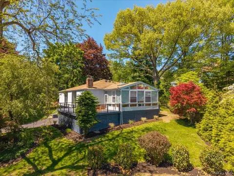 9 Salisbury Pl, Orangetown, NY 10960