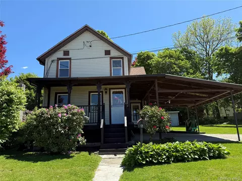 6 William St, Beacon, NY 12508