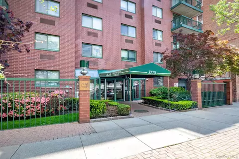 3220 Fairfield Ave #9A, New York, NY 10463