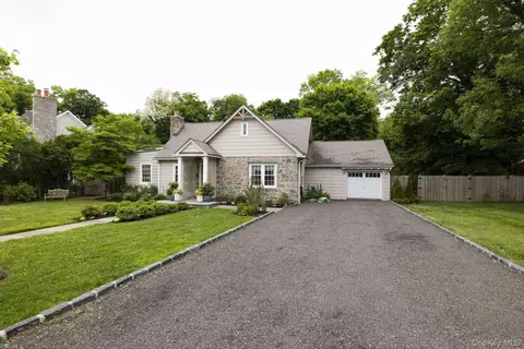 116 Shore Dr, Port Chester, NY 10573