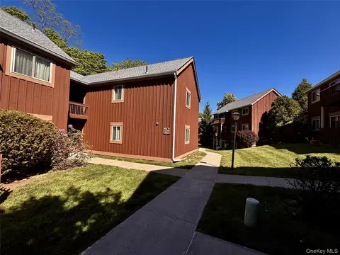 113 Sterling St #113, Beacon, NY 12508