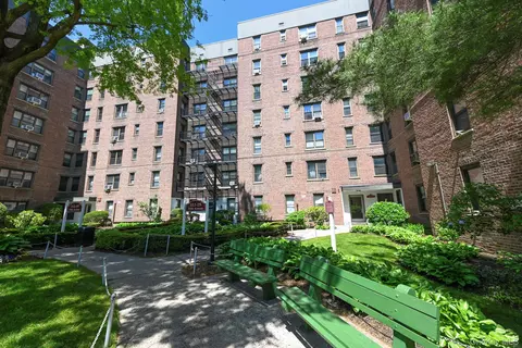 112-25 34th Ave #3A, New York, NY 11368