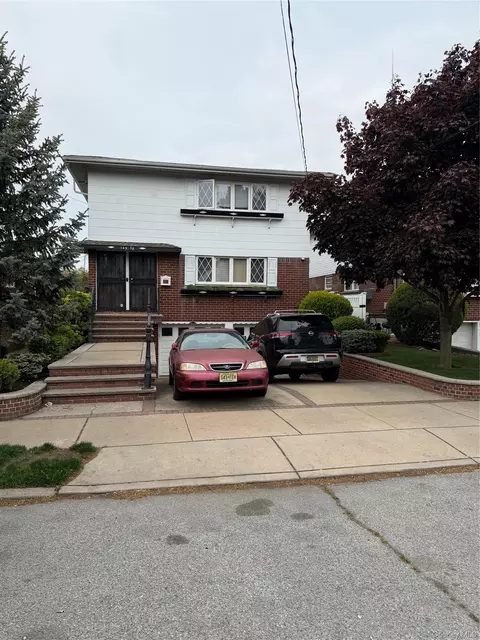 149-38 81st St, New York, NY 11414